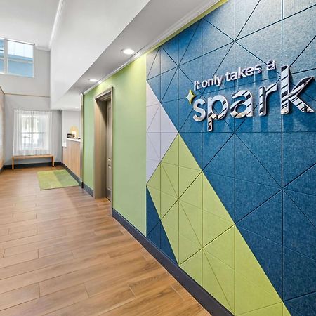 Spark By Hilton Woodbridge Bagian luar foto