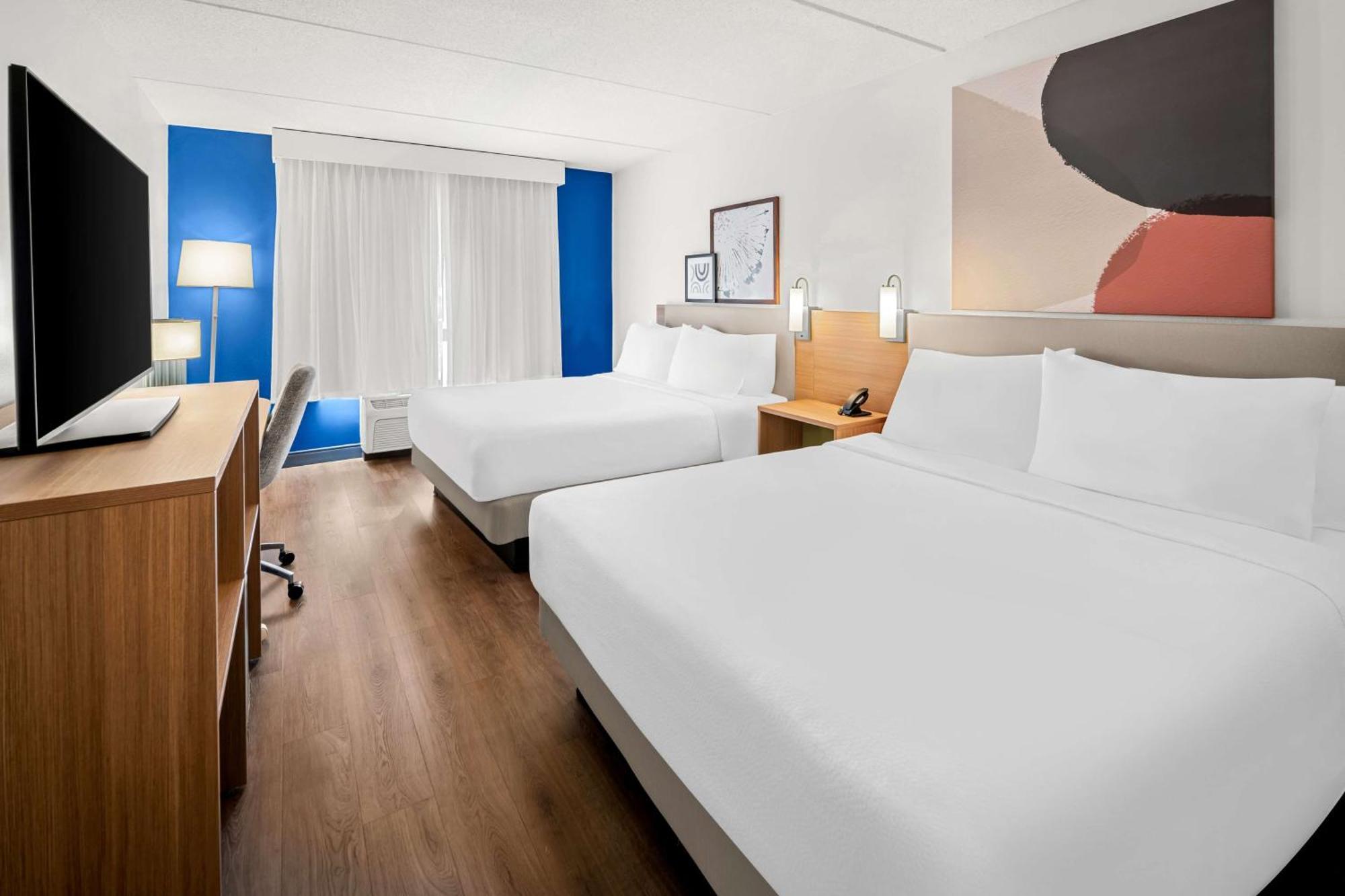 Spark By Hilton Woodbridge Bagian luar foto