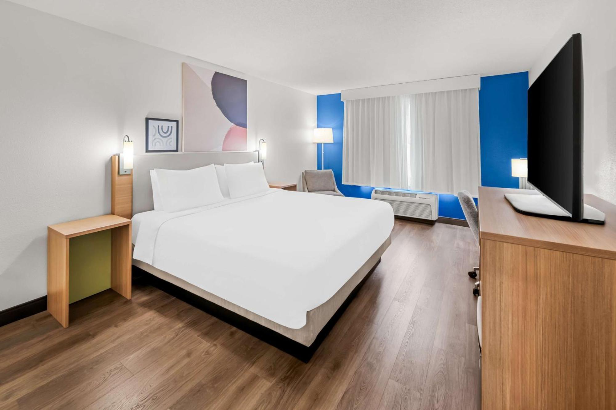 Spark By Hilton Woodbridge Bagian luar foto