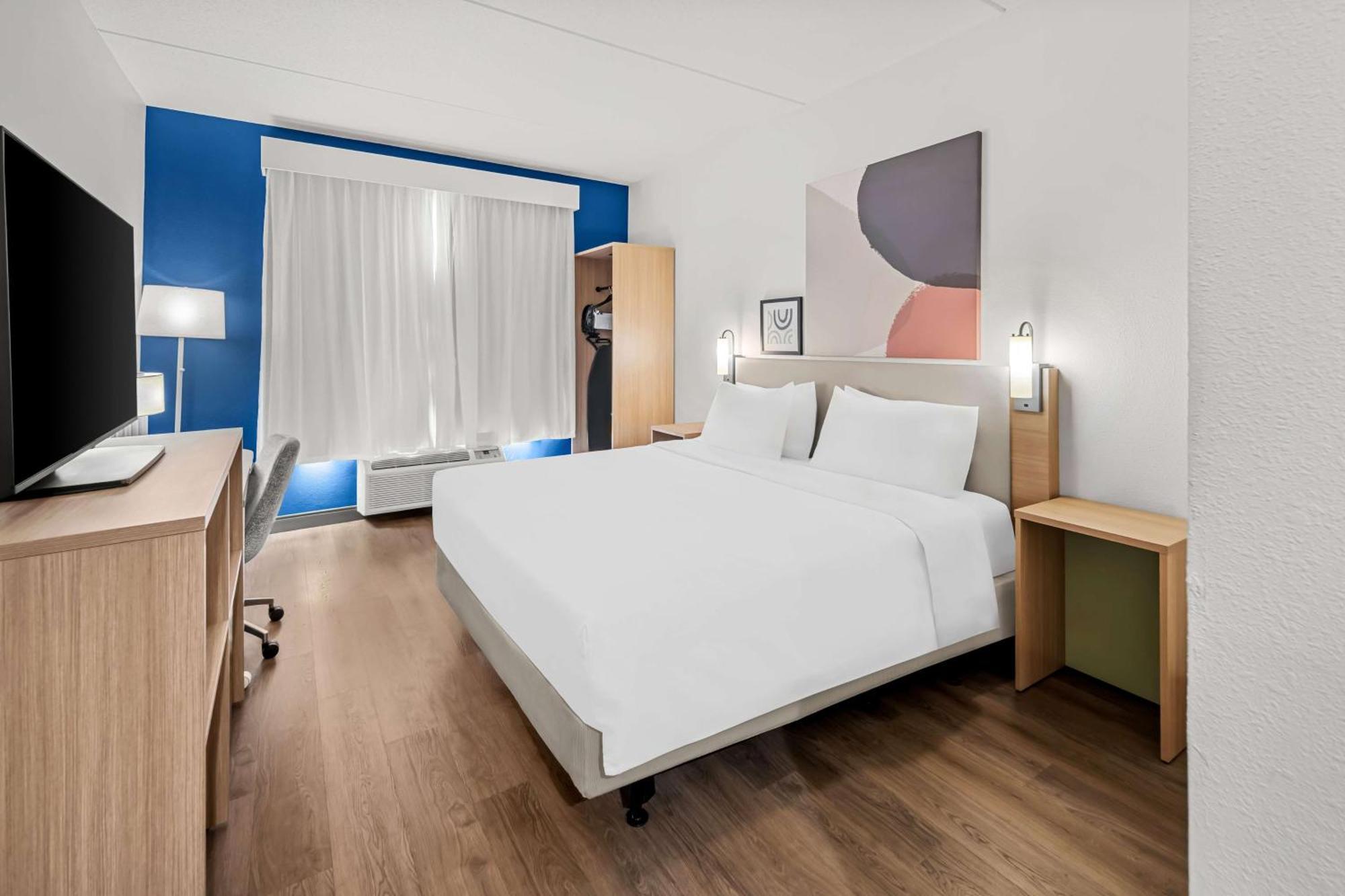 Spark By Hilton Woodbridge Bagian luar foto