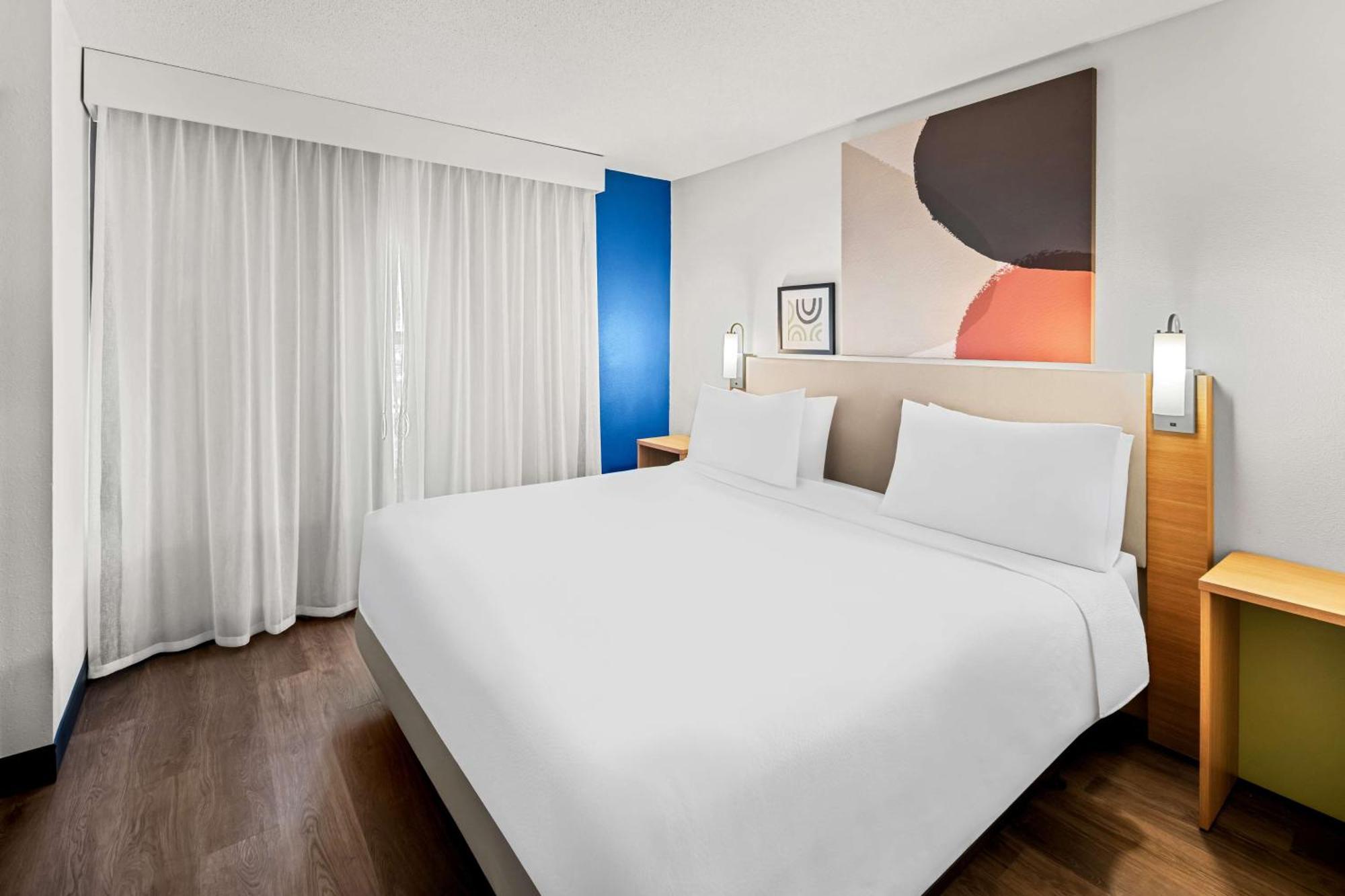 Spark By Hilton Woodbridge Bagian luar foto