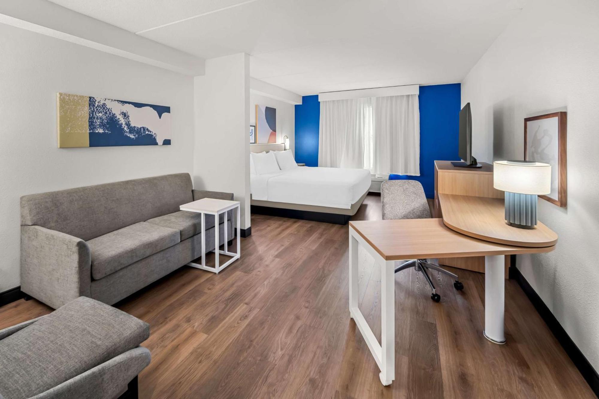 Spark By Hilton Woodbridge Bagian luar foto