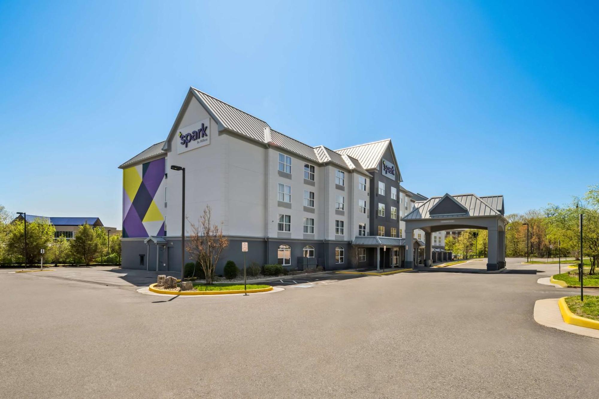 Spark By Hilton Woodbridge Bagian luar foto