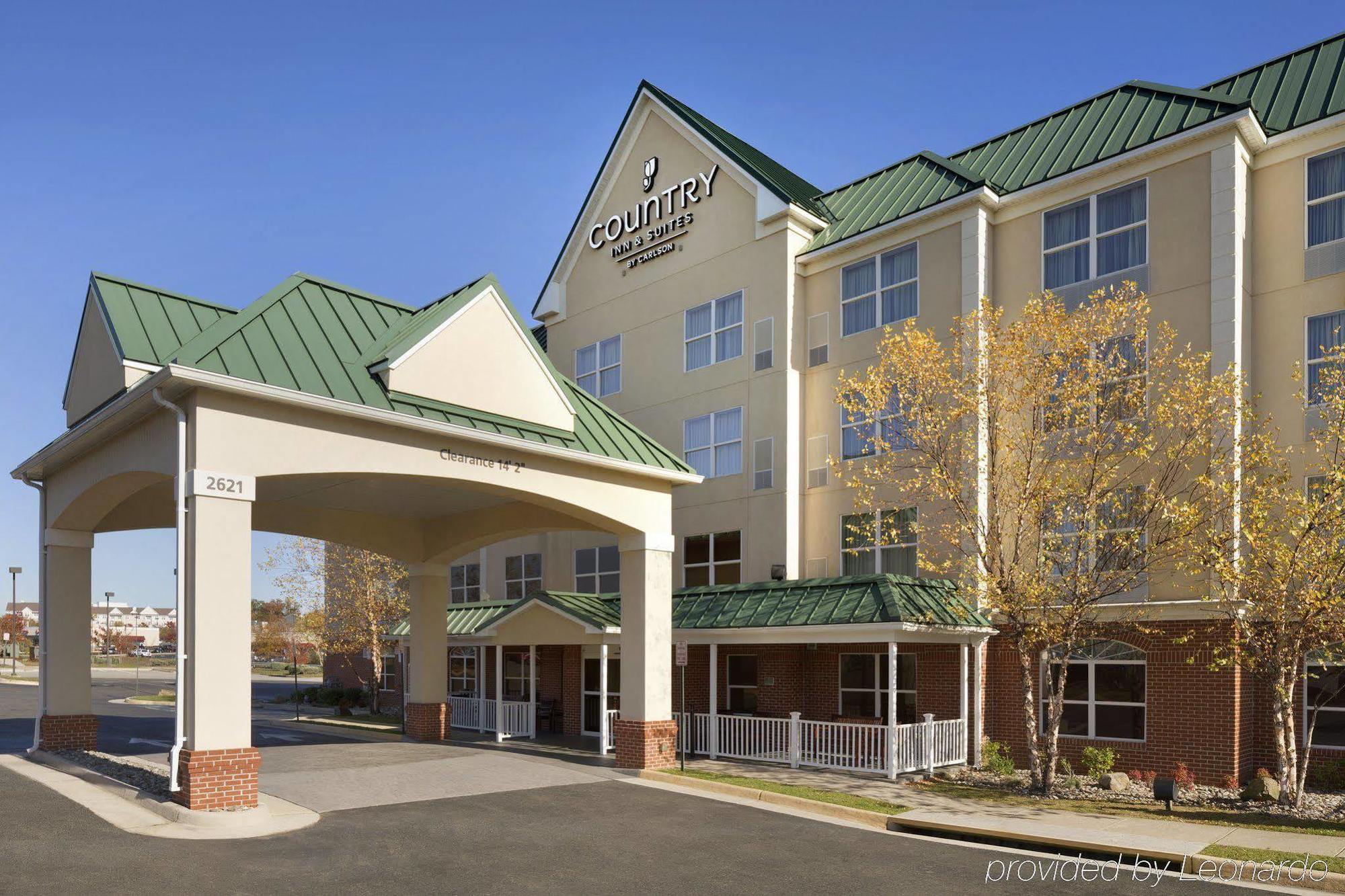 Spark By Hilton Woodbridge Bagian luar foto